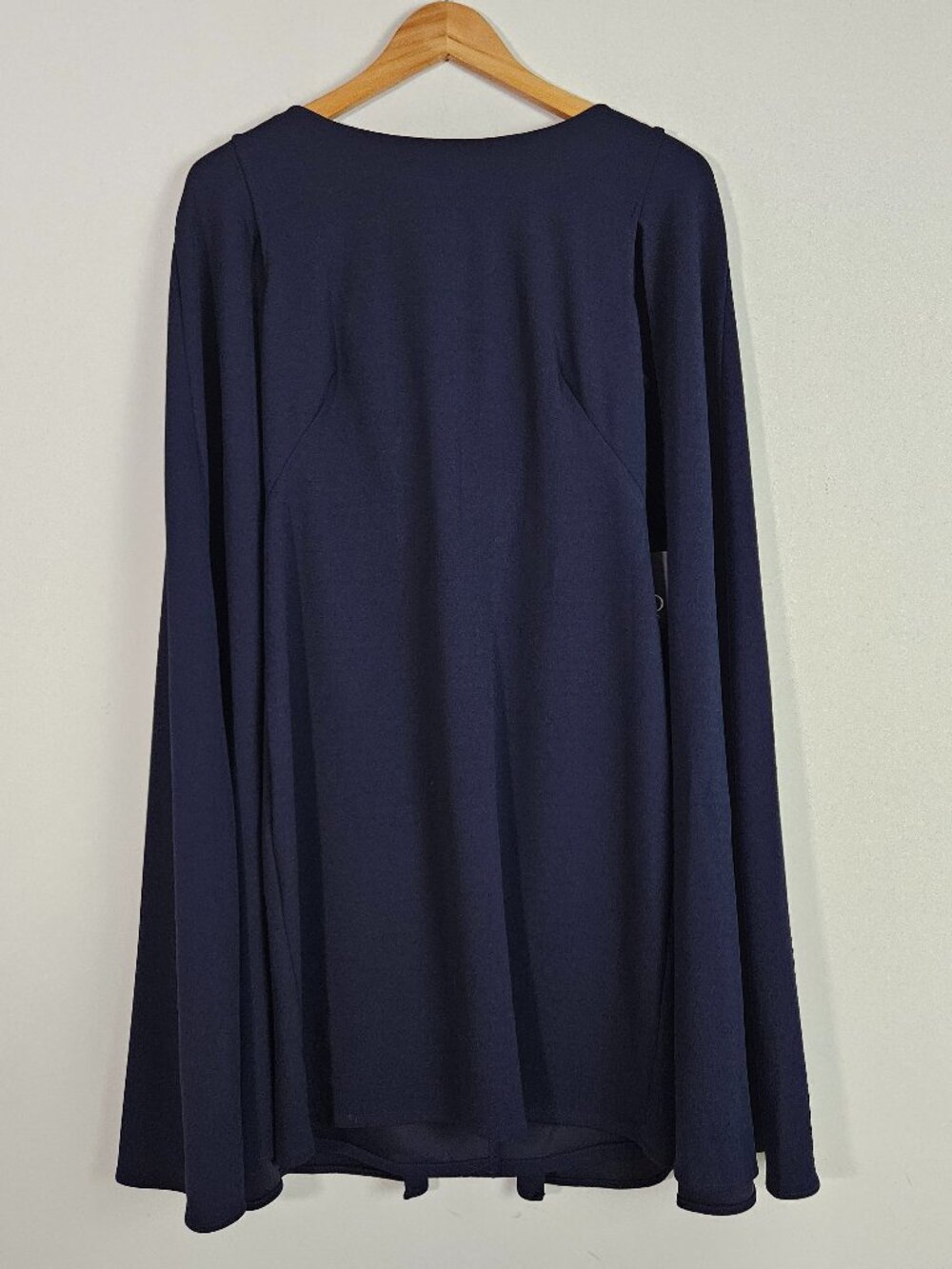 Adrianna Papell Dress 4 Navy Structured Cape Sheath Cocktail Elegant